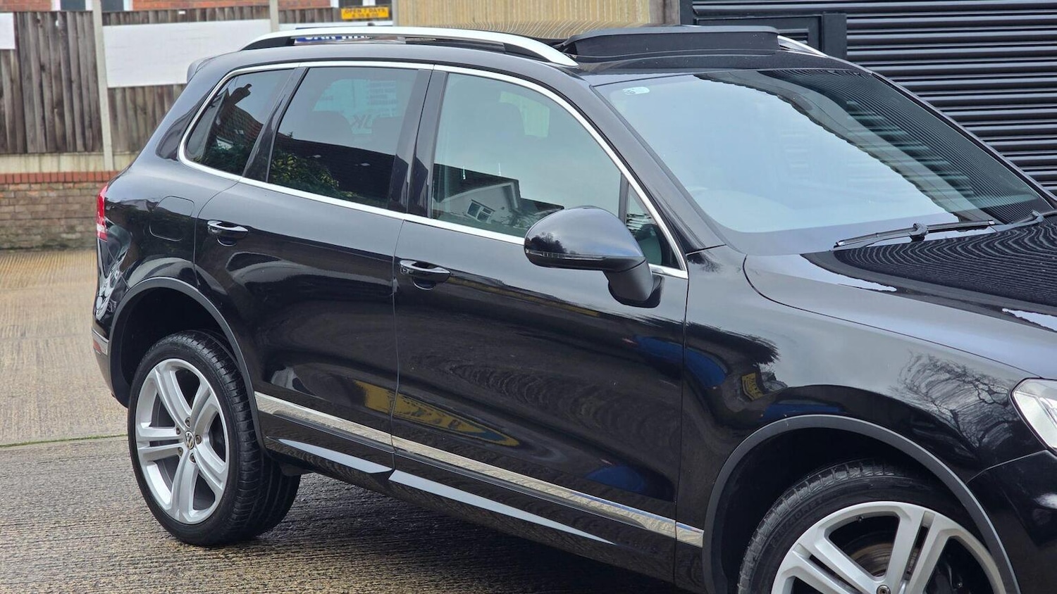 Used Volkswagen Touareg 2015 for sale - 77564170: Photo 88
