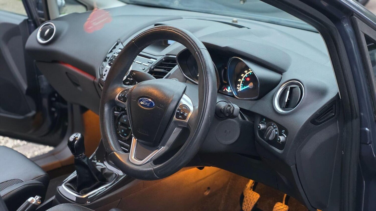 Used Ford Fiesta 2013 for sale - 77915684: Photo 25