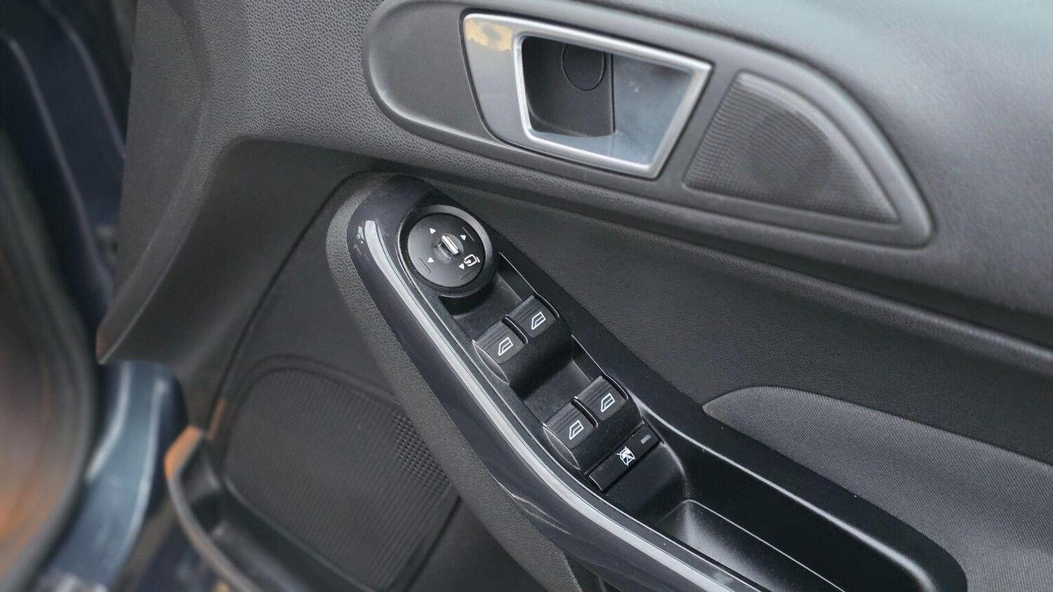 Used Ford Fiesta 2013 for sale - 77915684: Photo 26