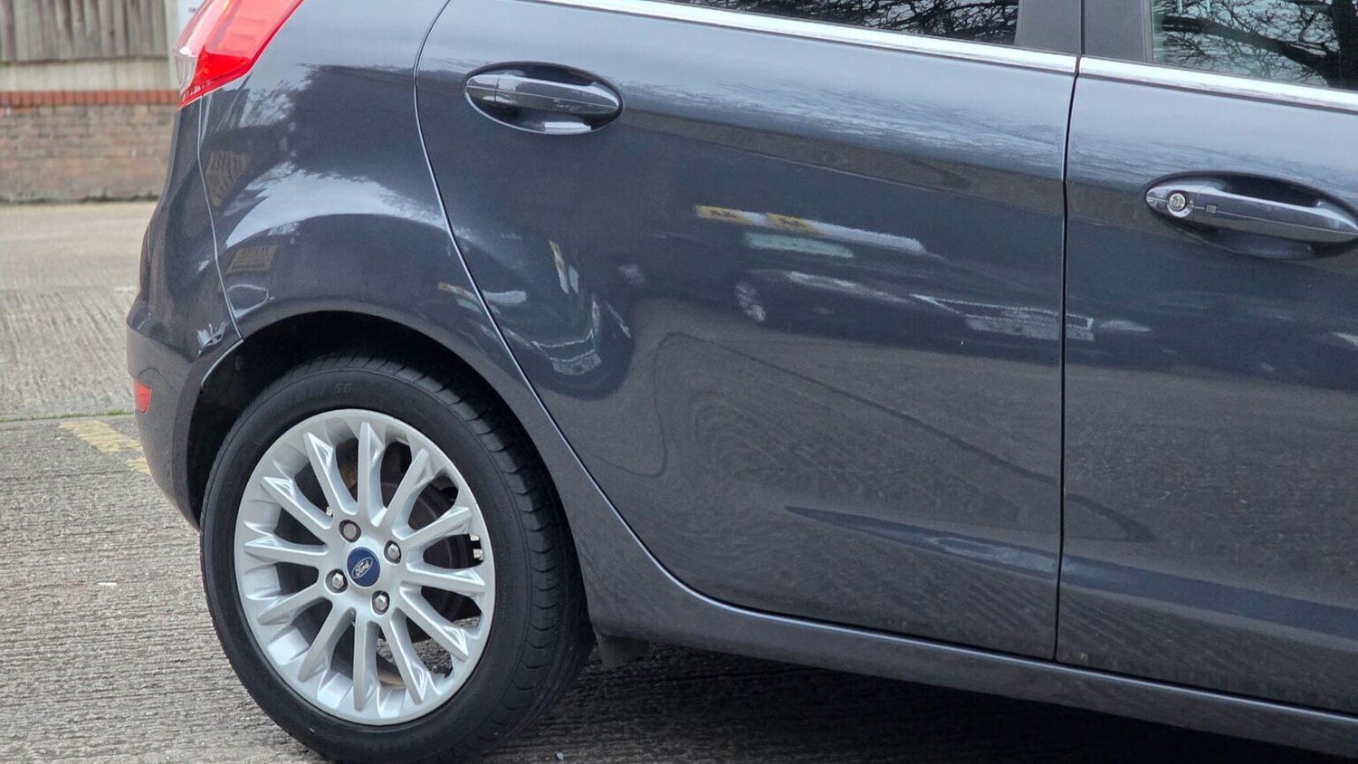 Used Ford Fiesta 2013 for sale - 77915684: Photo 49