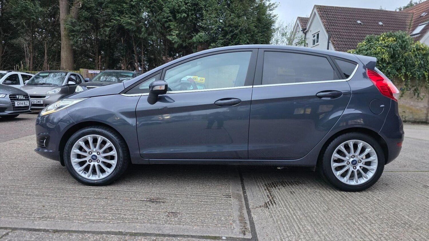 Used Ford Fiesta 2013 for sale - 77915684: Photo 9