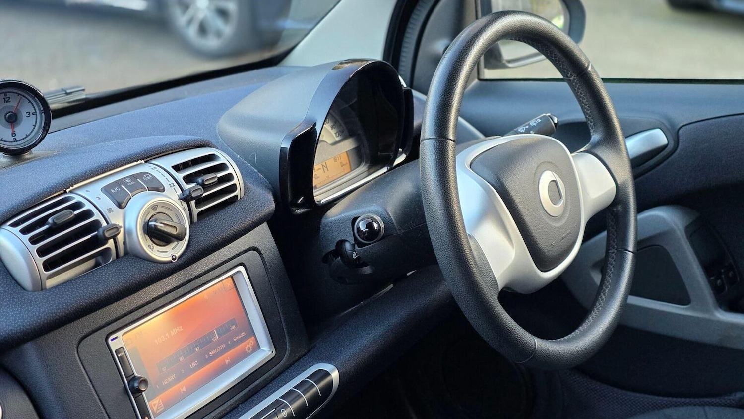 Used smart fortwo 2011 for sale - 78060541: Photo 15