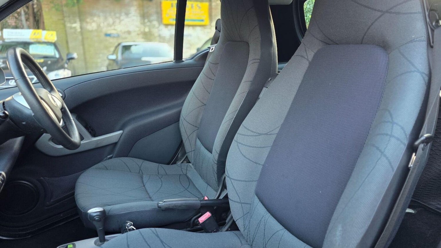 Used smart fortwo 2011 for sale - 78060541: Photo 29