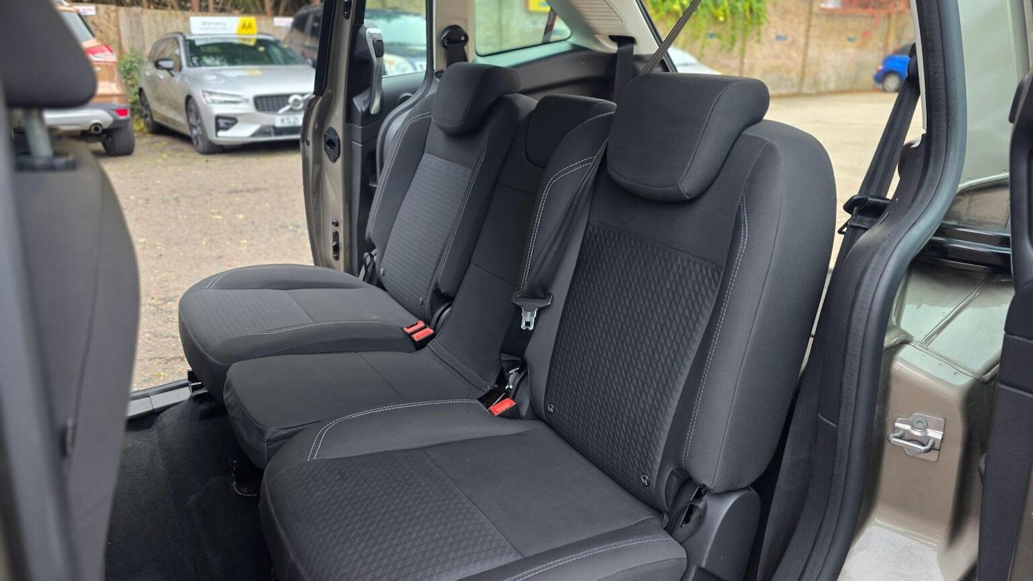 Used Ford Grand C-Max 2018 for sale - 76571202: Photo 11