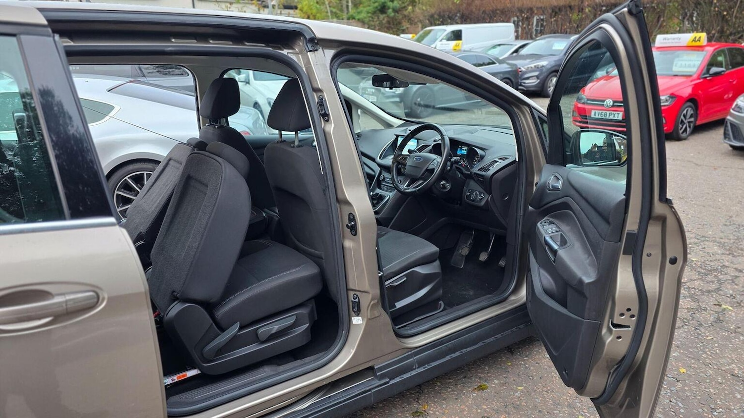 Used Ford Grand C-Max 2018 for sale - 76571202: Photo 19