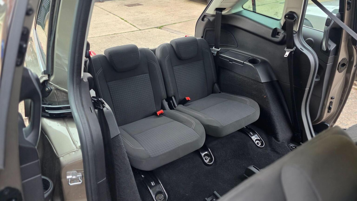 Used Ford Grand C-Max 2018 for sale - 76571202: Photo 30