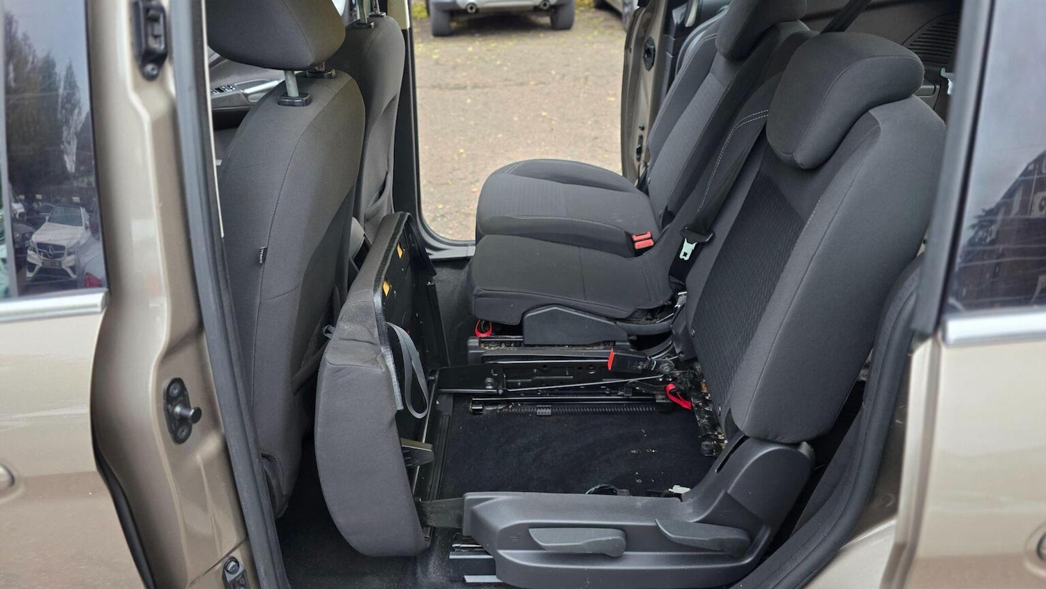 Used Ford Grand C-Max 2018 for sale - 76571202: Photo 34