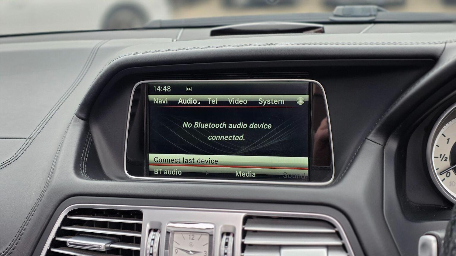 Used Mercedes-Benz E Class 2014 for sale - 77610100: Photo 22