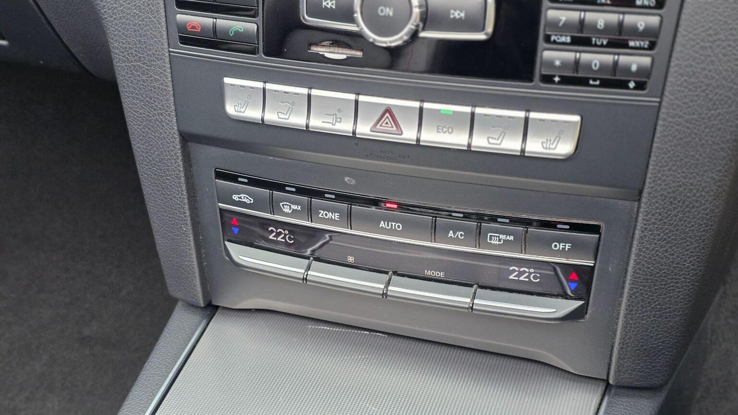 Used Mercedes-Benz E Class 2014 for sale - 77610100: Photo 23