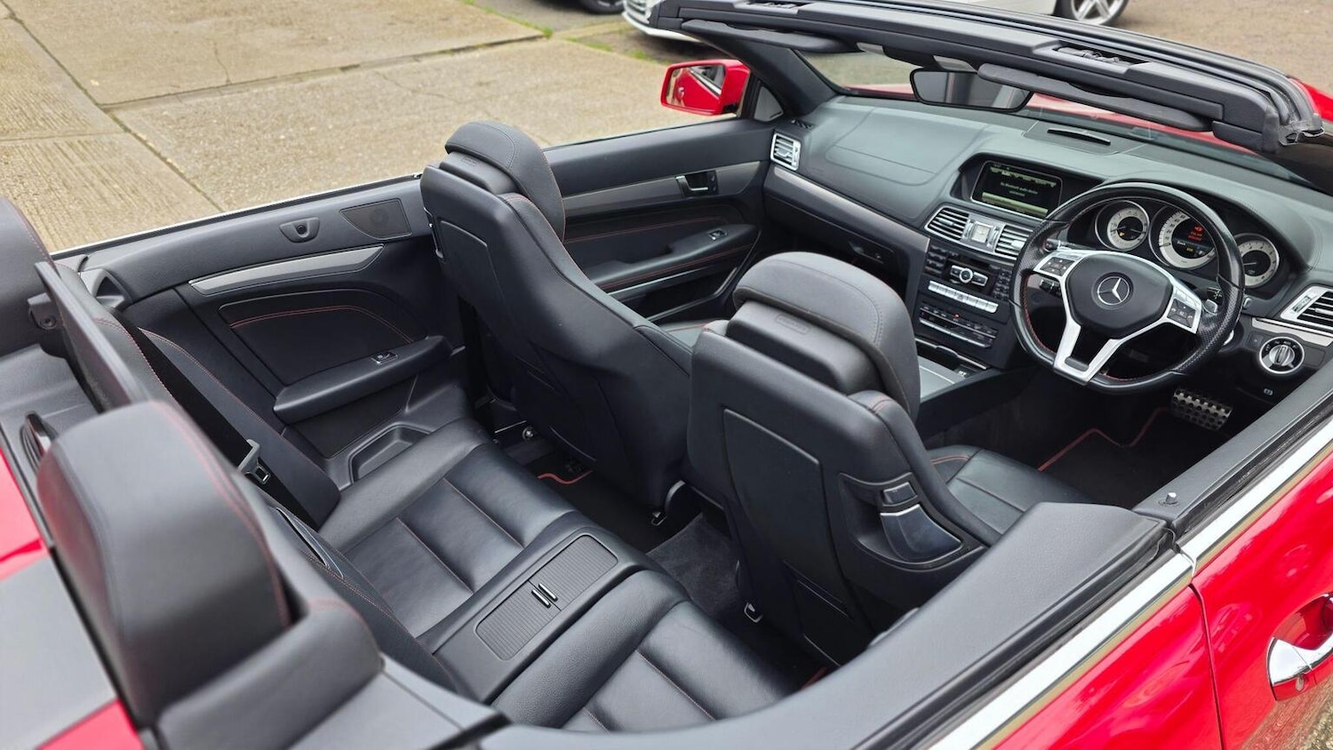 Used Mercedes-Benz E Class 2014 for sale - 77610100: Photo 32