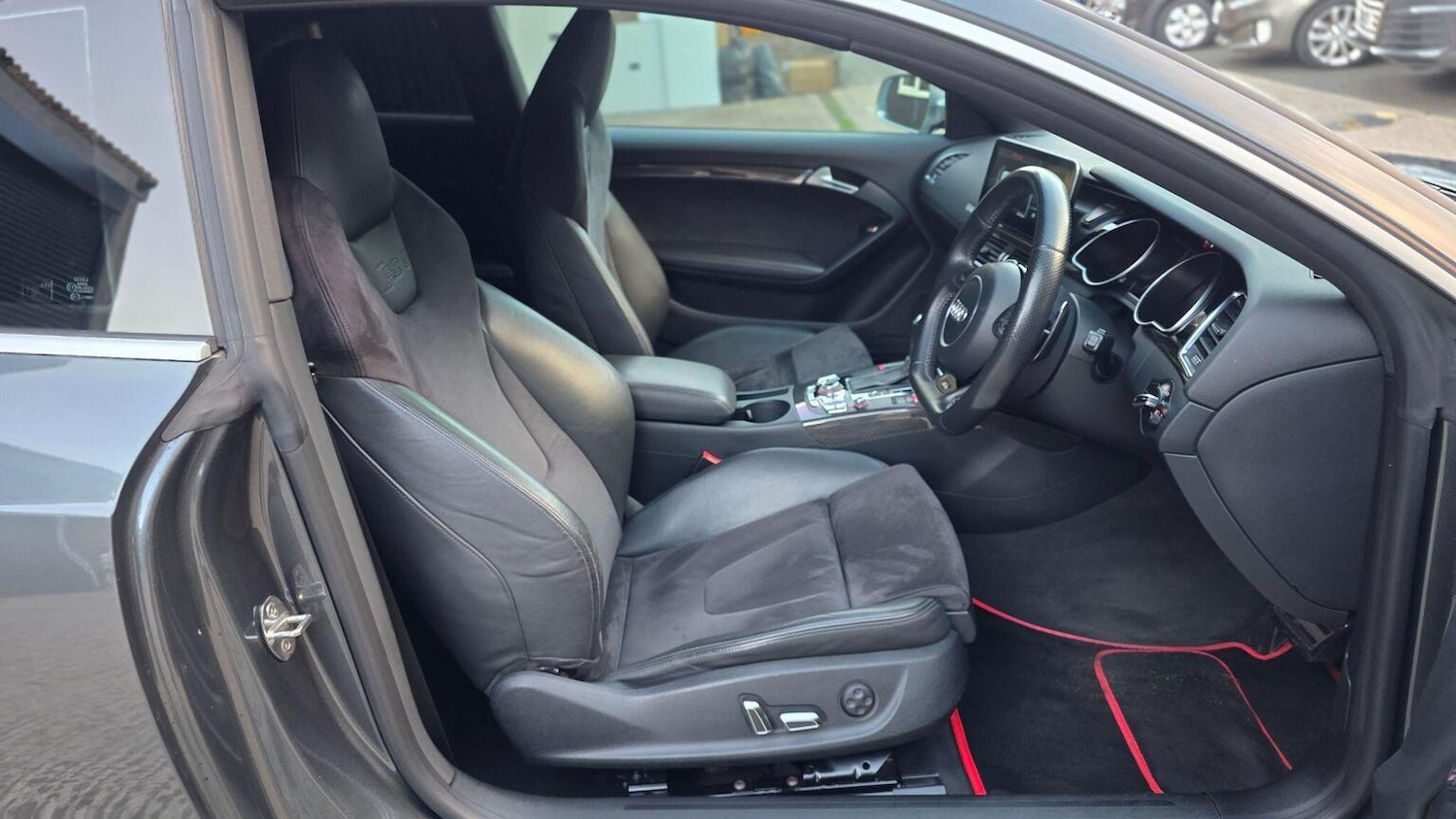 Used Audi RS5 2013 for sale - 75938162: Photo 45