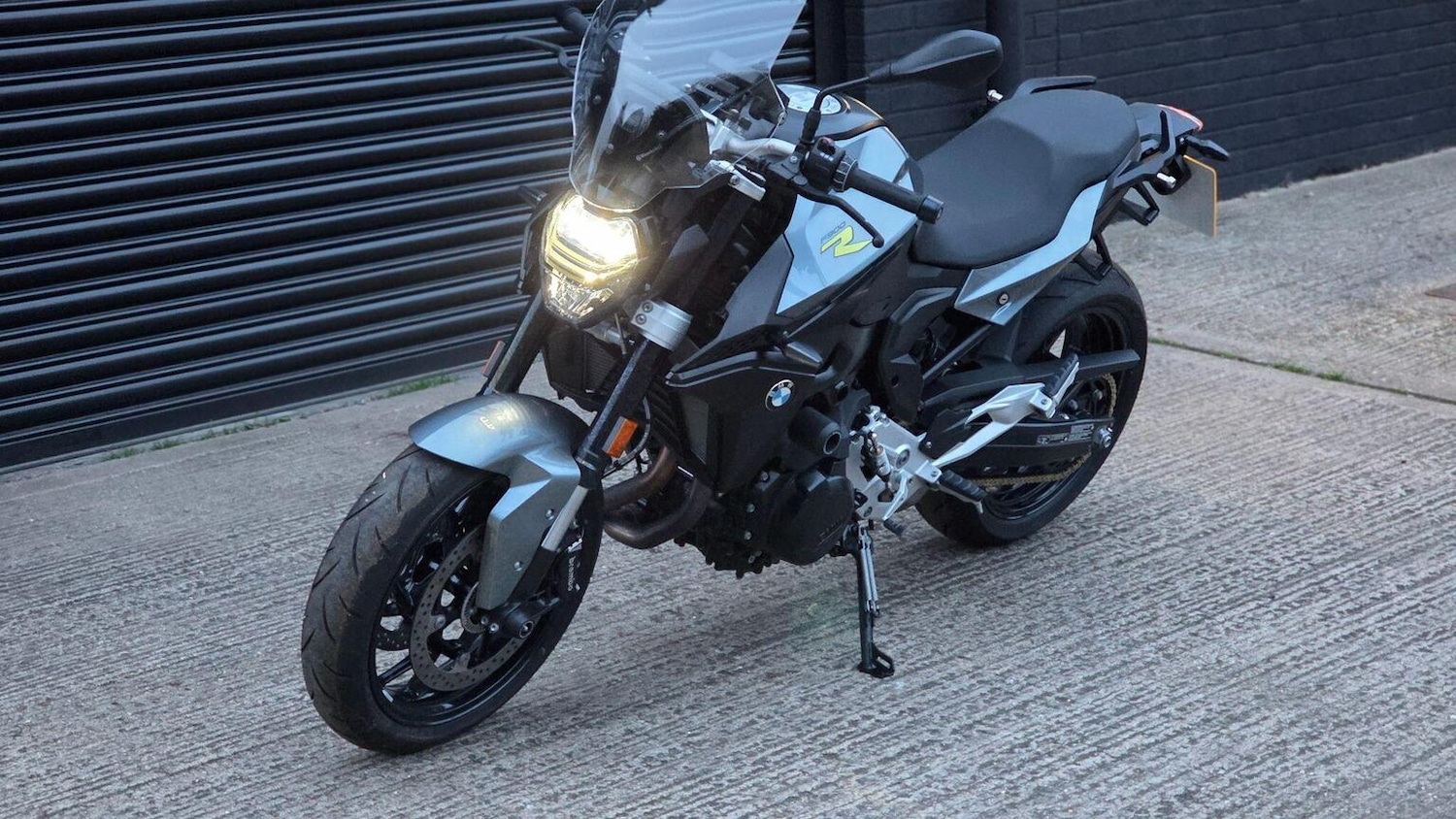 BMW F 900 R
