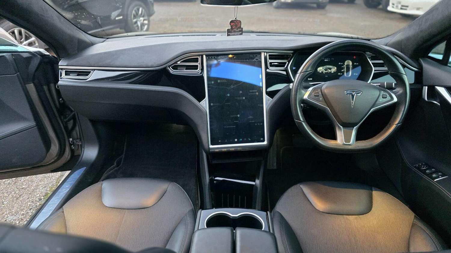 Used Tesla Model S 2015 for sale - 77011779: Photo 13