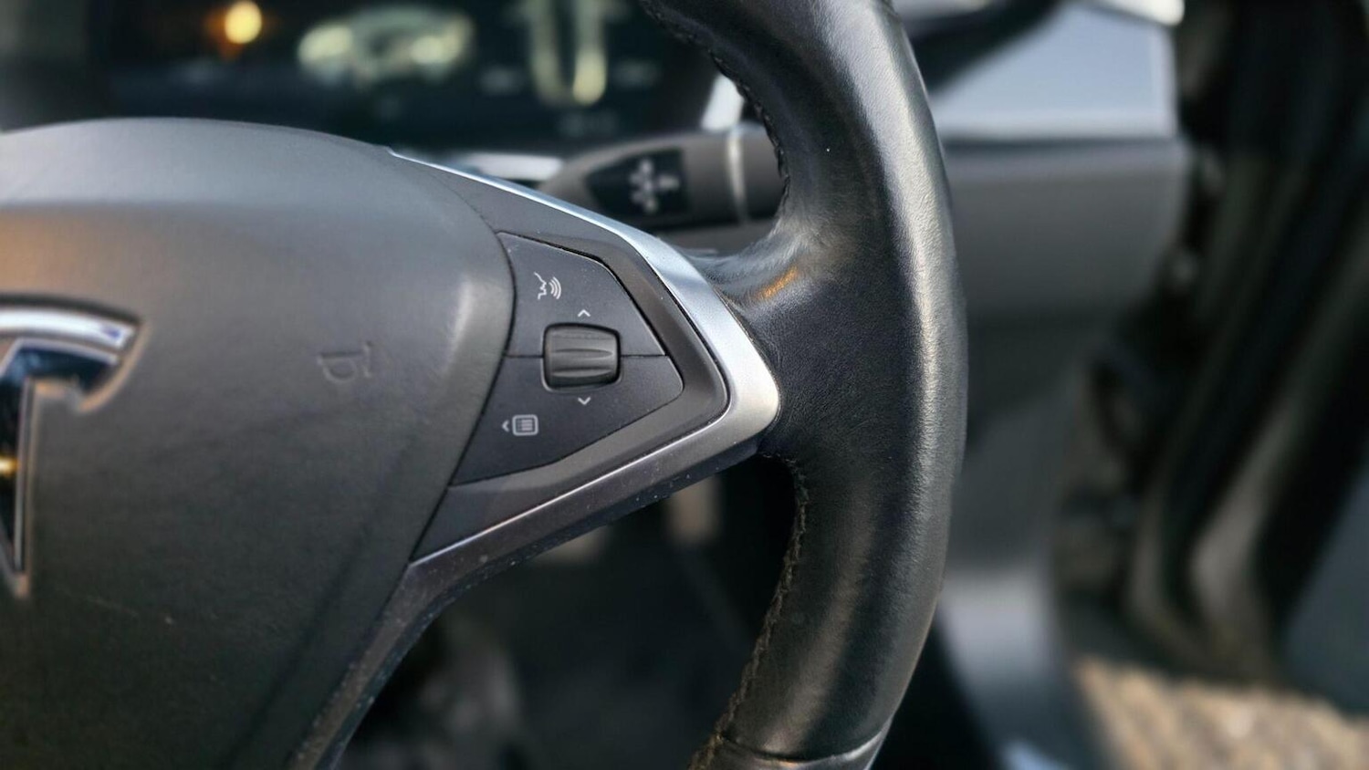 Used Tesla Model S 2015 for sale - 77011779: Photo 22