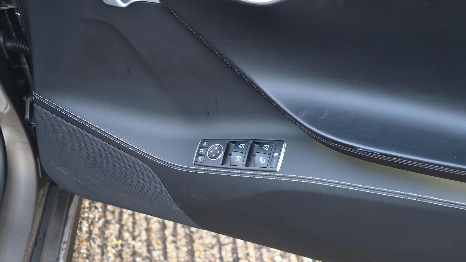 Used Tesla Model S 2015 for sale - 77011779: Photo 27