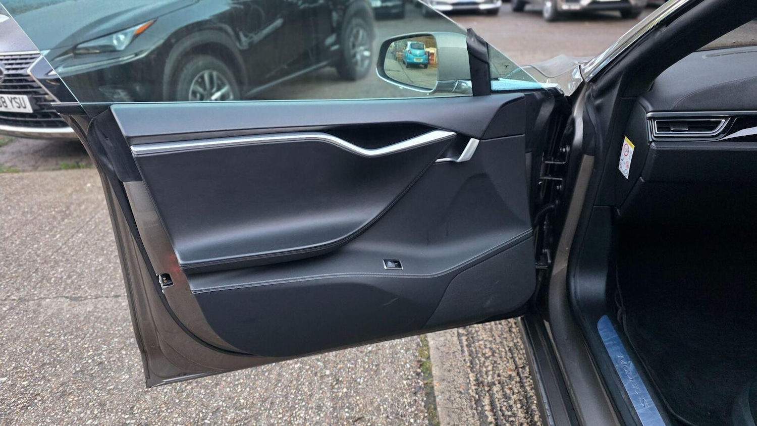 Used Tesla Model S 2015 for sale - 77011779: Photo 44