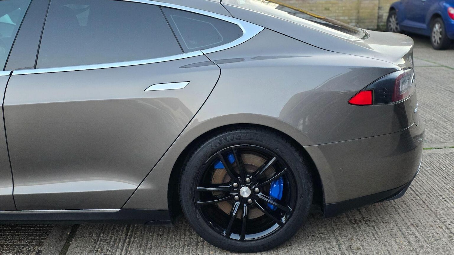 Used Tesla Model S 2015 for sale - 77011779: Photo 46