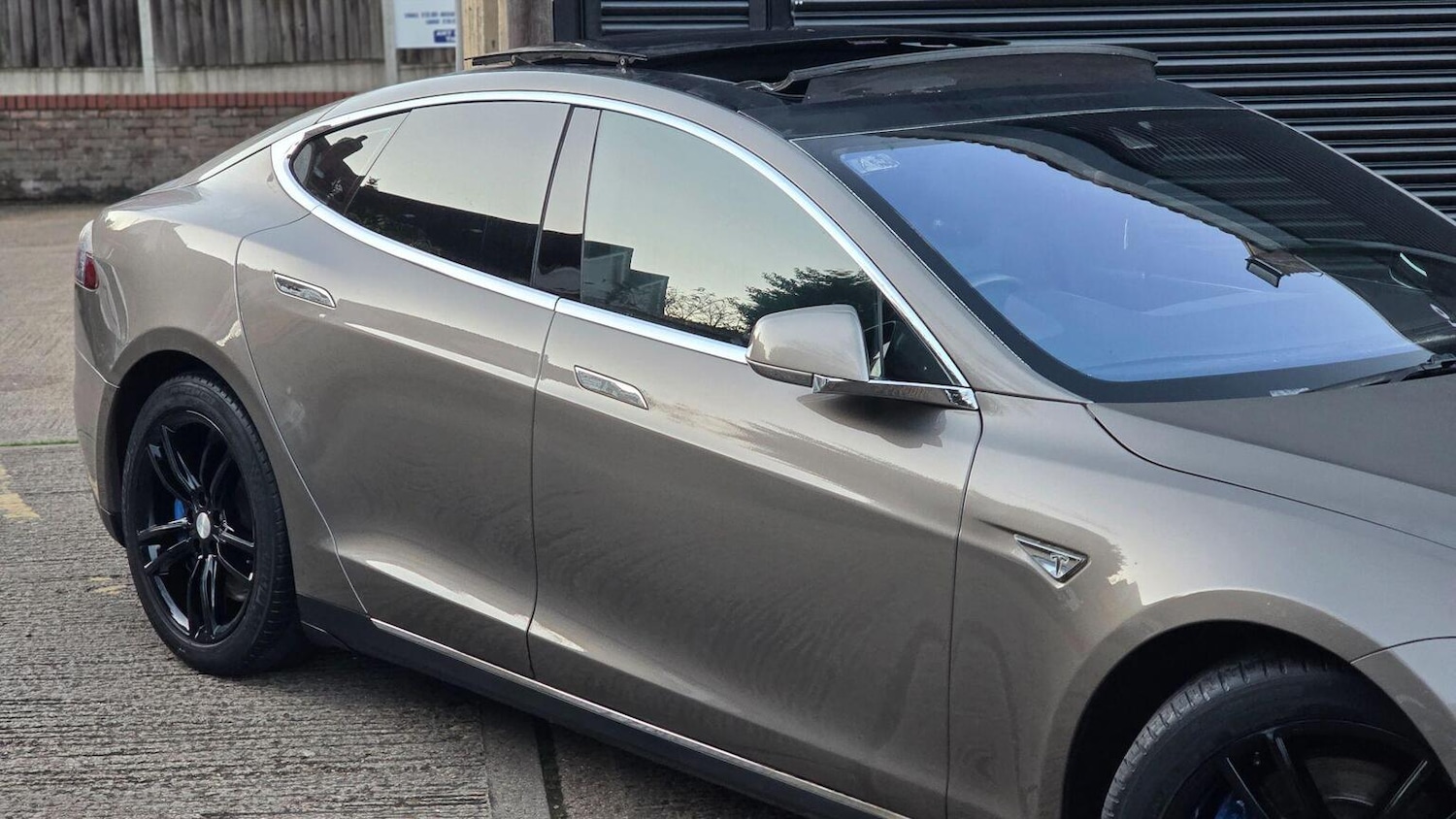 Used Tesla Model S 2015 for sale - 77011779: Photo 75