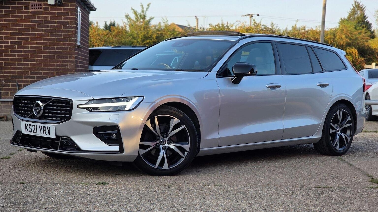 Used Volvo V60 2021 for sale - 76128886: Photo 11
