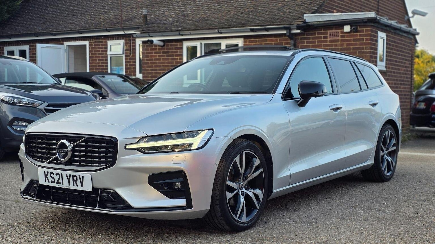 Used Volvo V60 2021 for sale - 76128886: Photo 14