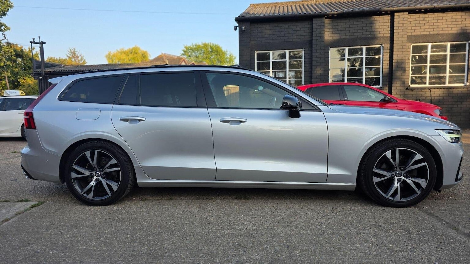 Used Volvo V60 2021 for sale - 76128886: Photo 22