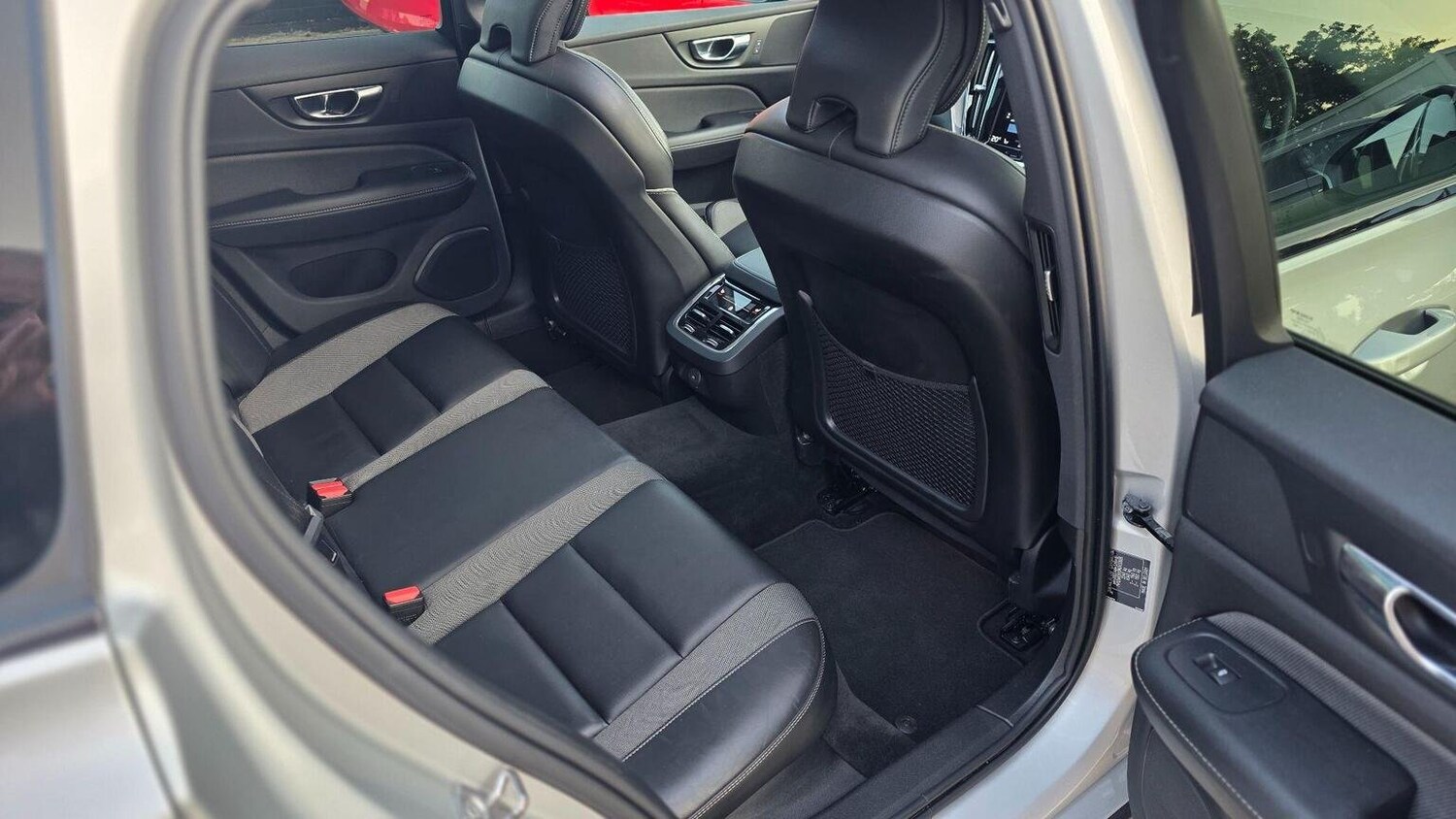 Used Volvo V60 2021 for sale - 76128886: Photo 35