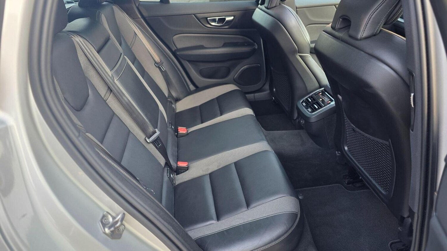 Used Volvo V60 2021 for sale - 76128886: Photo 36