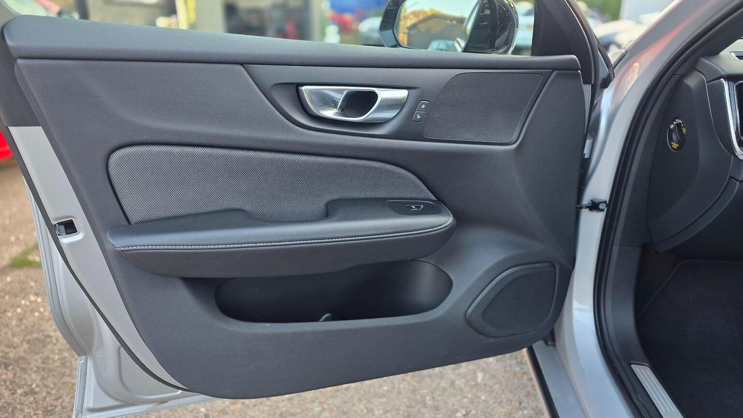 Used Volvo V60 2021 for sale - 76128886: Photo 46