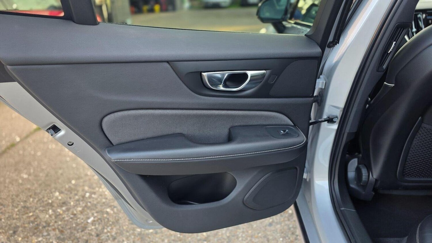 Used Volvo V60 2021 for sale - 76128886: Photo 47