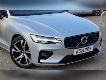 Used Volvo V60 2021 for sale - 76128886: Photo 4