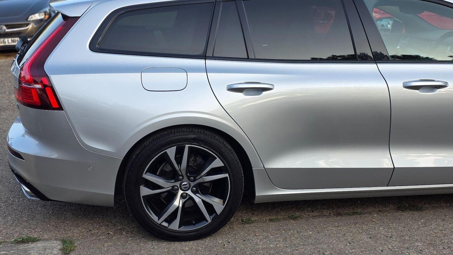 Used Volvo V60 2021 for sale - 76128886: Photo 62