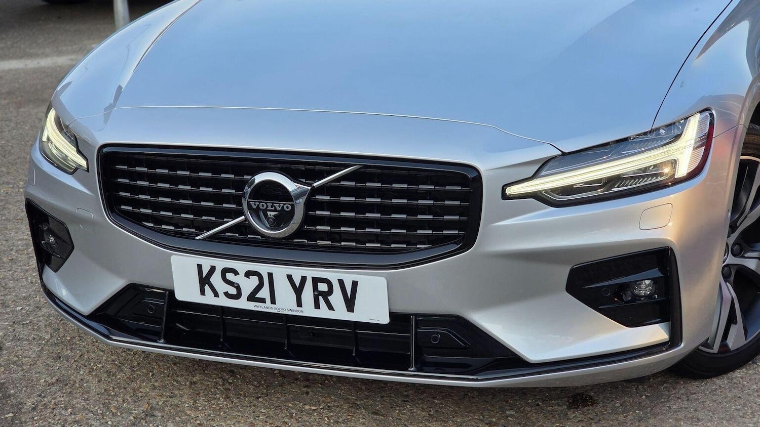 Used Volvo V60 2021 for sale - 76128886: Photo 7