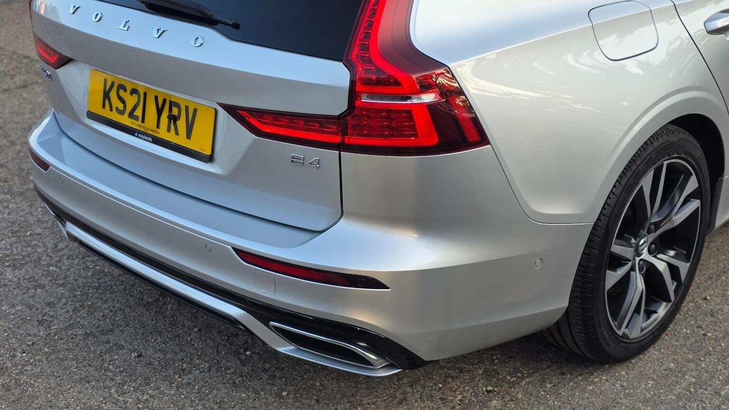 Used Volvo V60 2021 for sale - 76128886: Photo 91