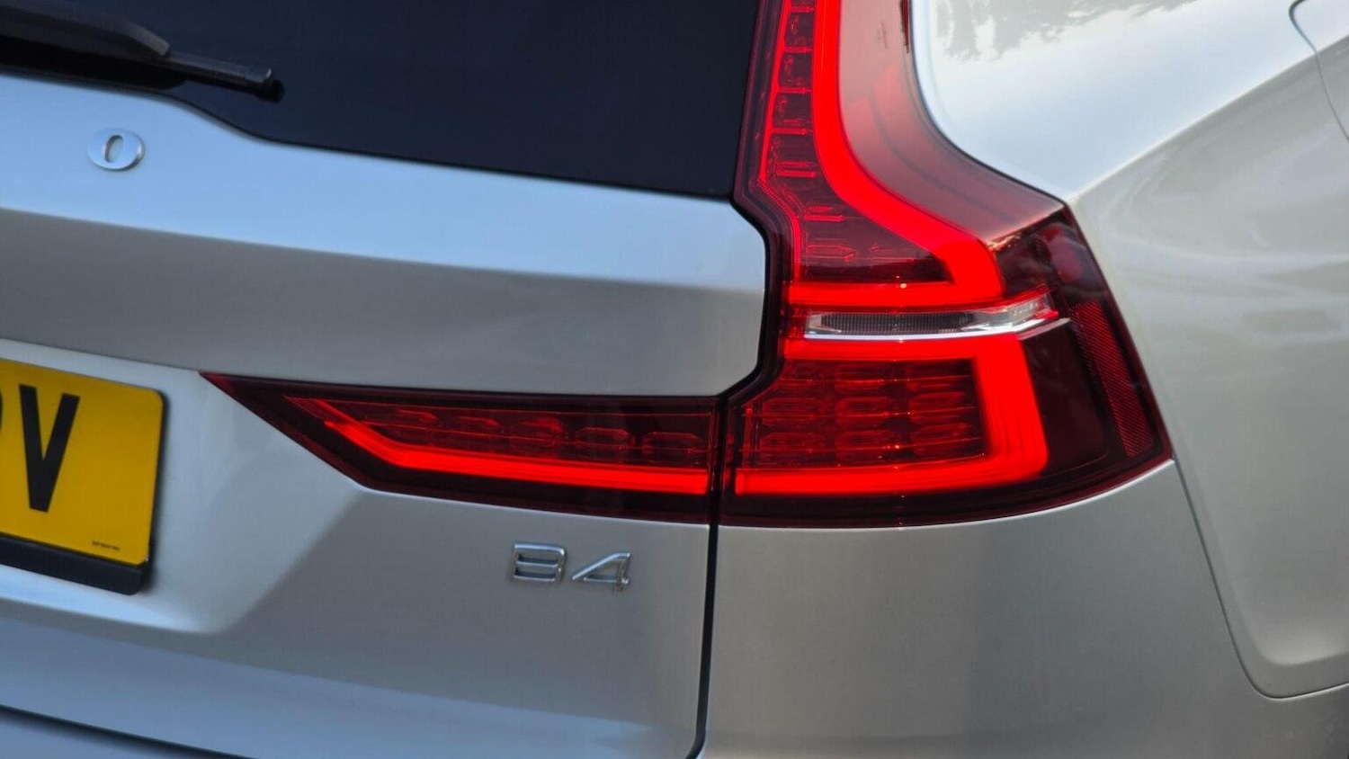 Used Volvo V60 2021 for sale - 76128886: Photo 93