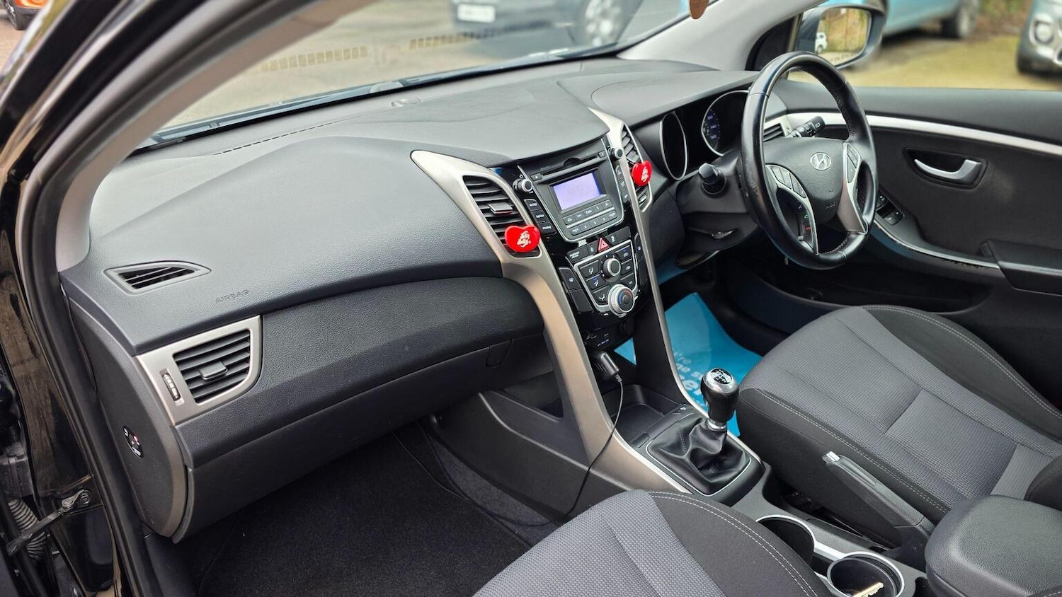 Used Hyundai i30 2015 for sale - 77635322: Photo 11