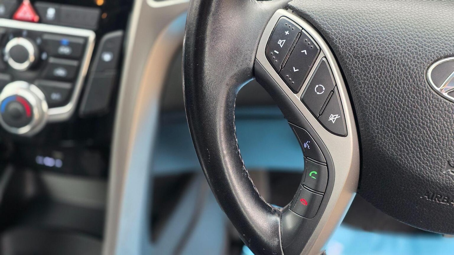 Used Hyundai i30 2015 for sale - 77635322: Photo 17