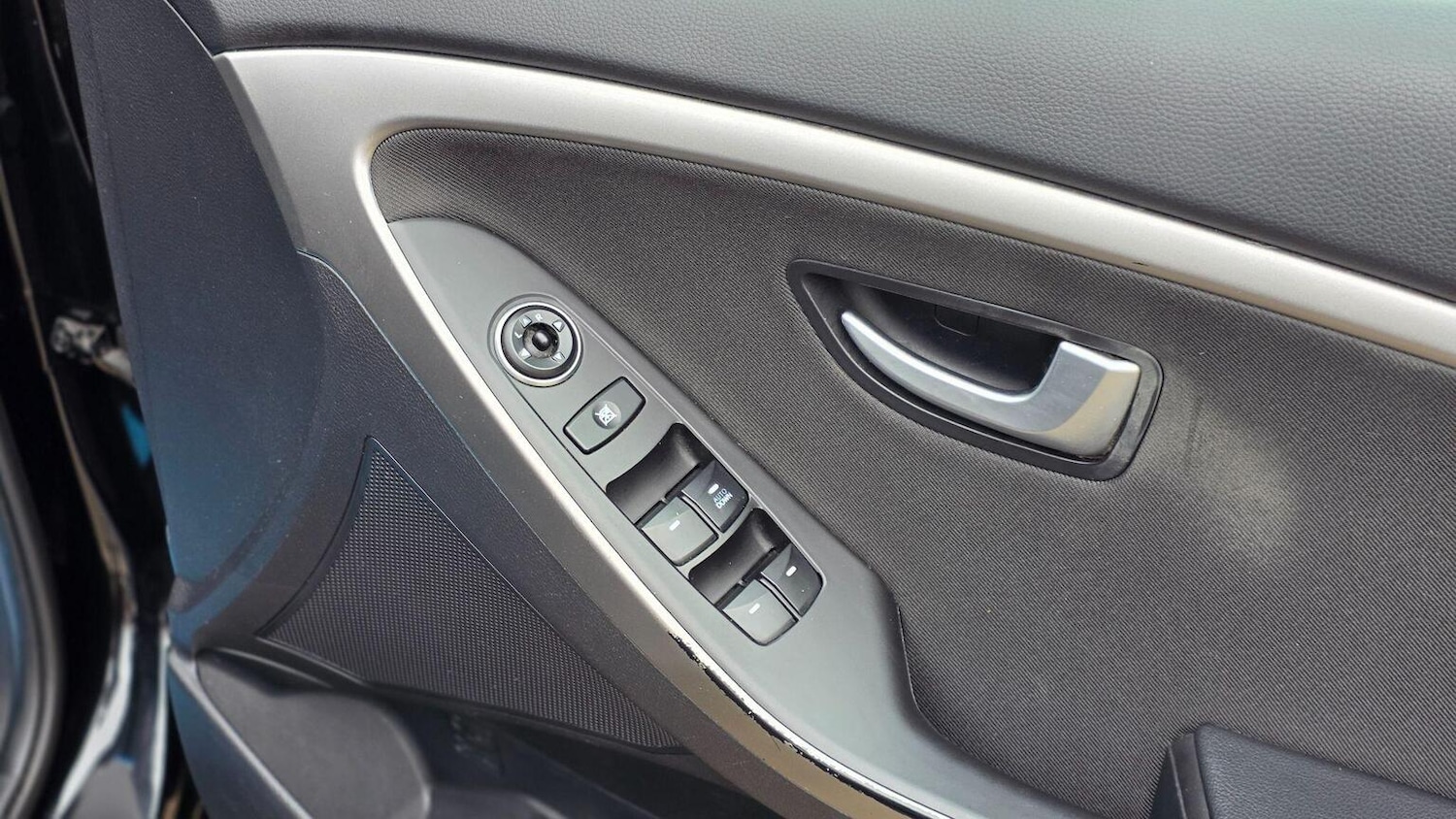 Used Hyundai i30 2015 for sale - 77635322: Photo 20