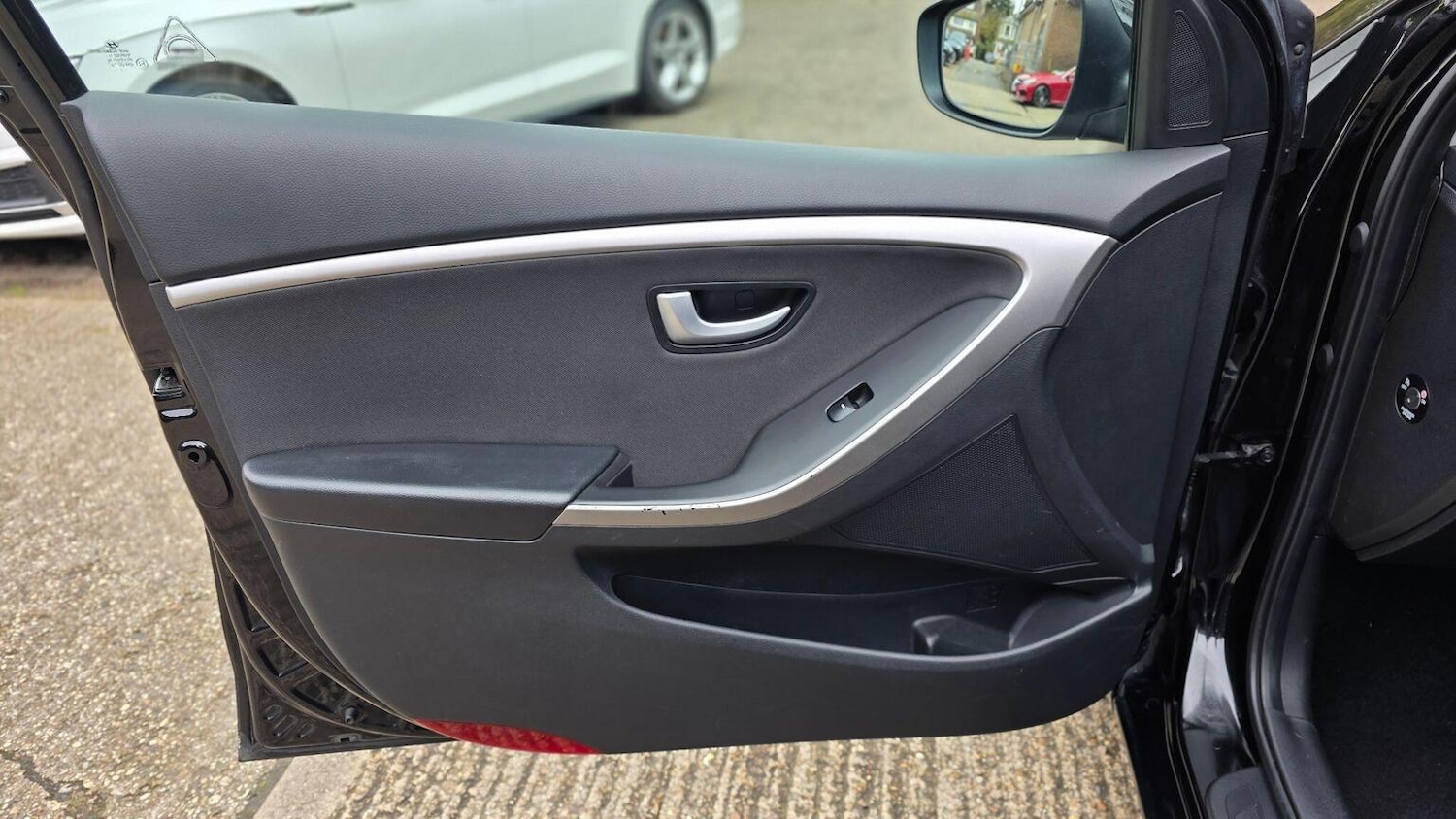 Used Hyundai i30 2015 for sale - 77635322: Photo 41