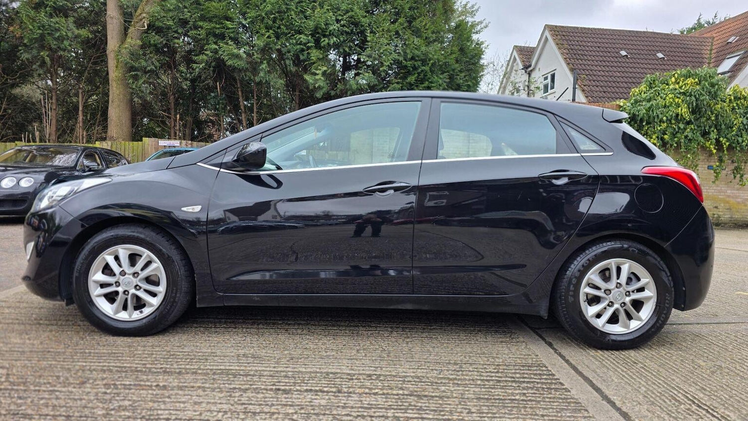 Used Hyundai i30 2015 for sale - 77635322: Photo 8