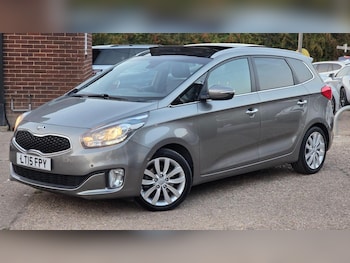 Used Kia Carens 2015 for sale - 75664331: Photo