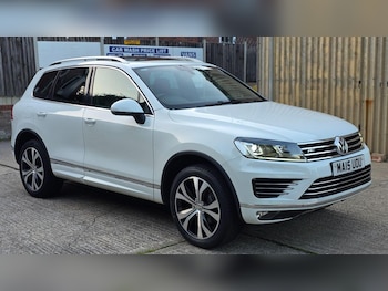 Used Volkswagen Touareg 2015 for sale - 78414801: Photo
