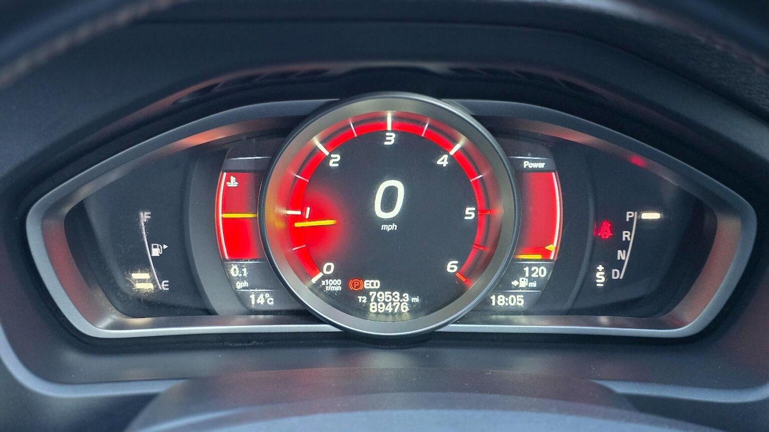 Used Volvo V40 2015 for sale - 76142478: Photo 20
