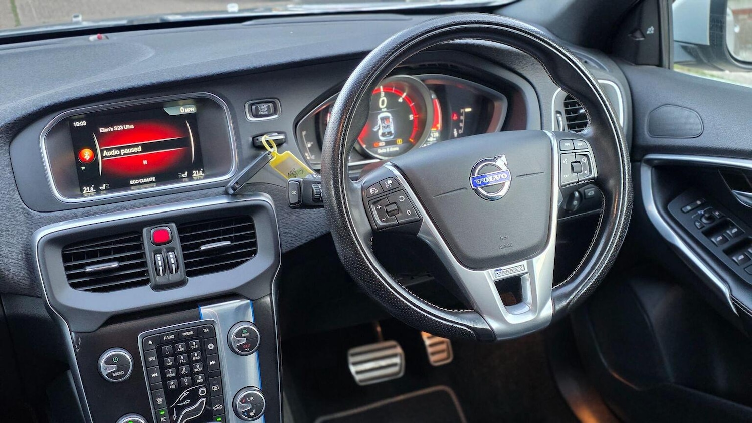 Used Volvo V40 2015 for sale - 76142478: Photo 44