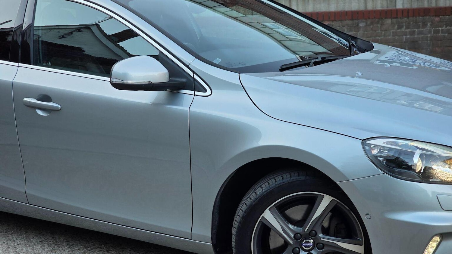 Used Volvo V40 2015 for sale - 76142478: Photo 72