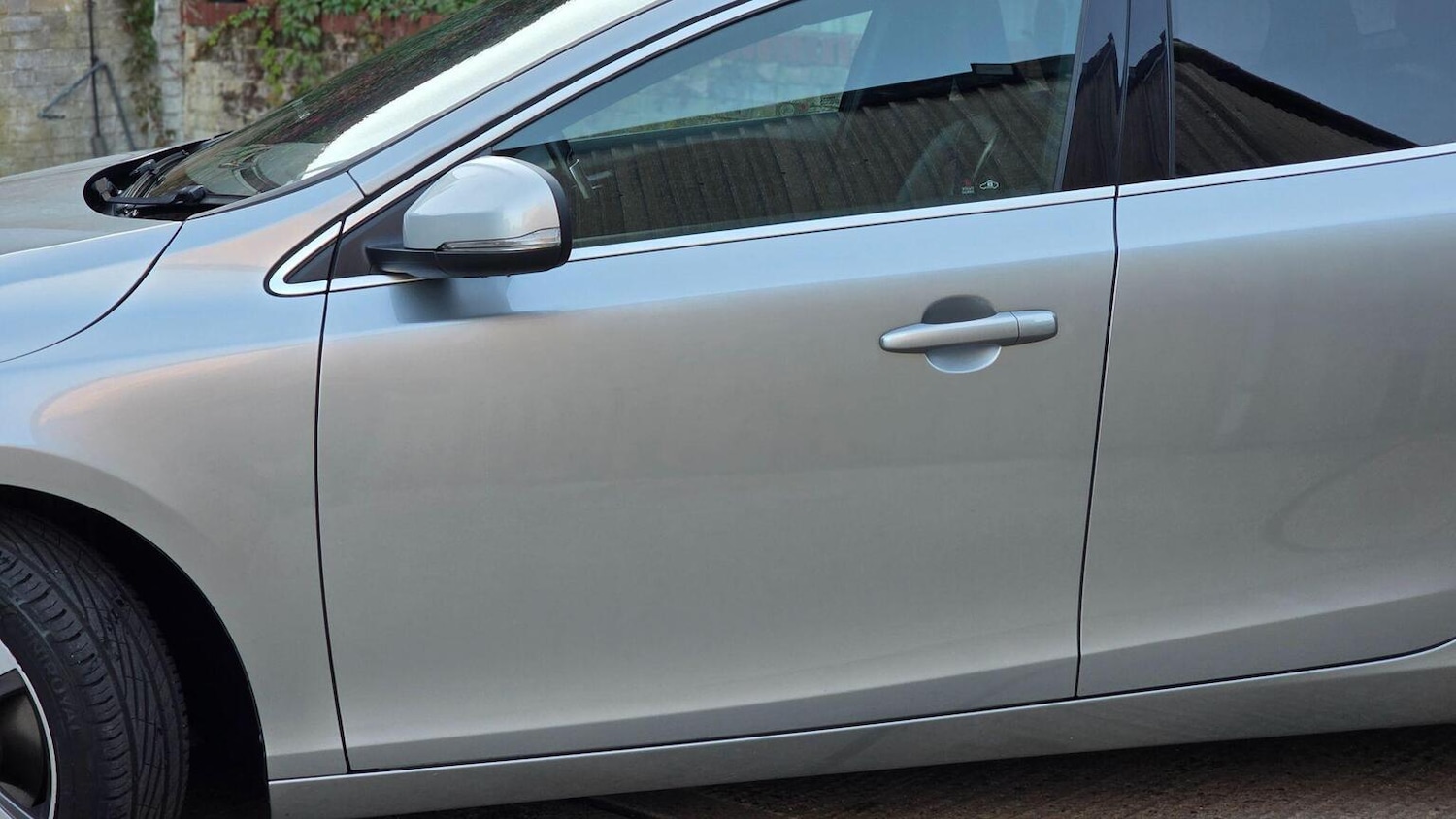 Used Volvo V40 2015 for sale - 76142478: Photo 78
