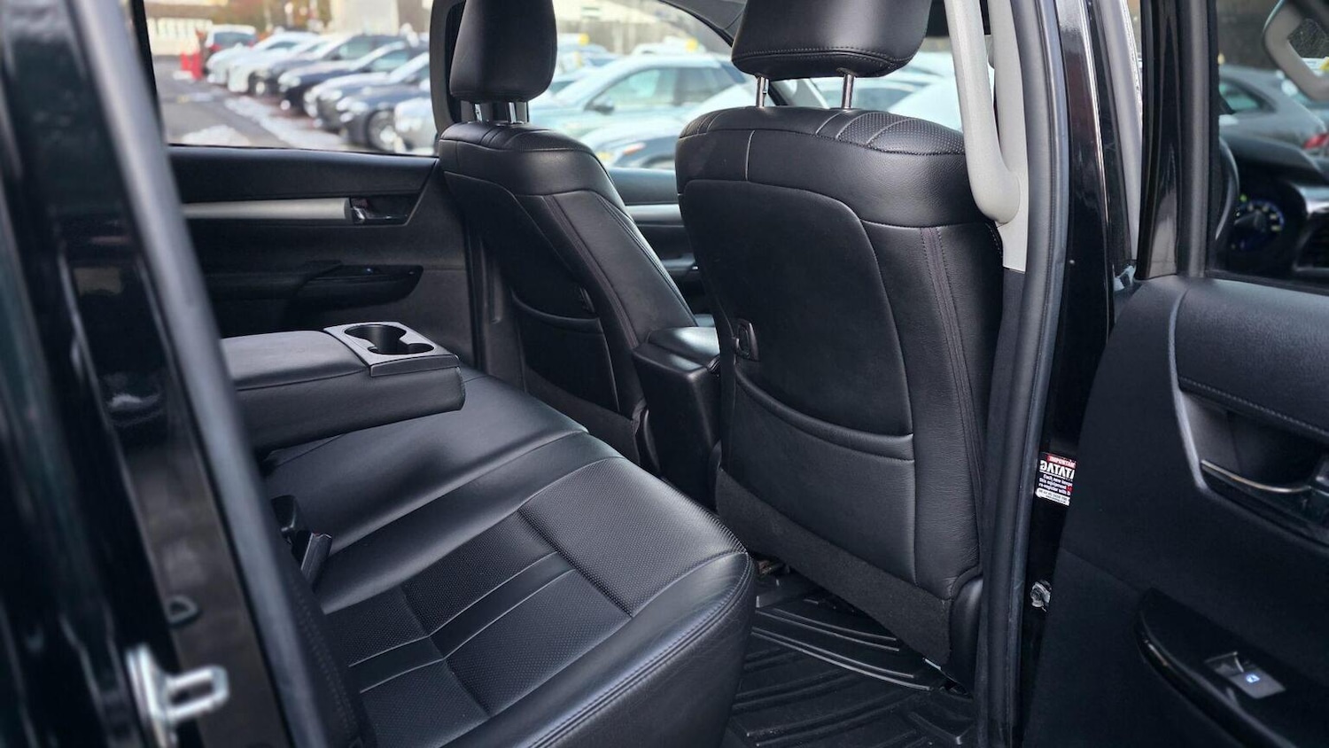 Used Toyota Hilux 2018 for sale - 77113107: Photo 14