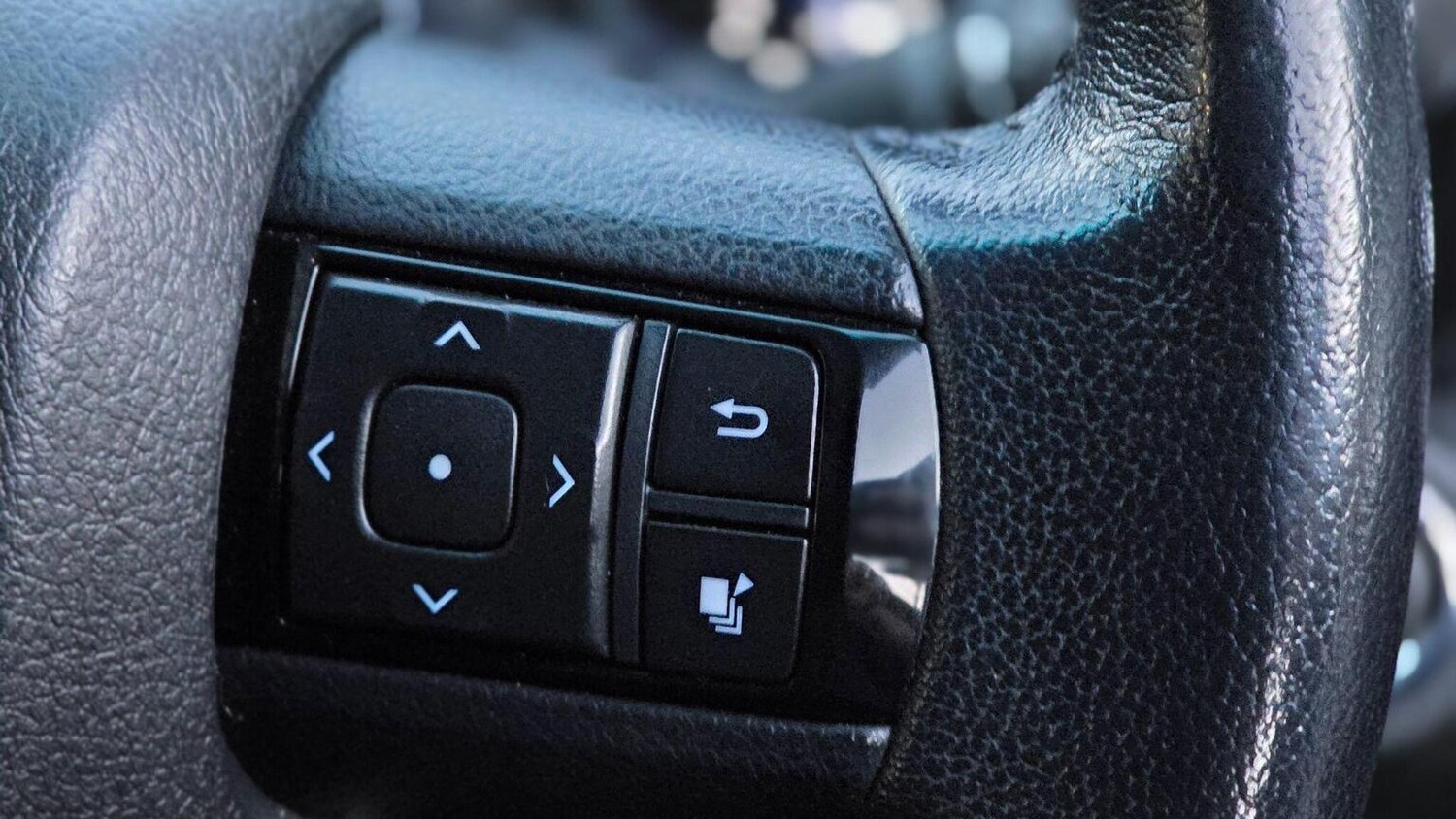 Used Toyota Hilux 2018 for sale - 77113107: Photo 34