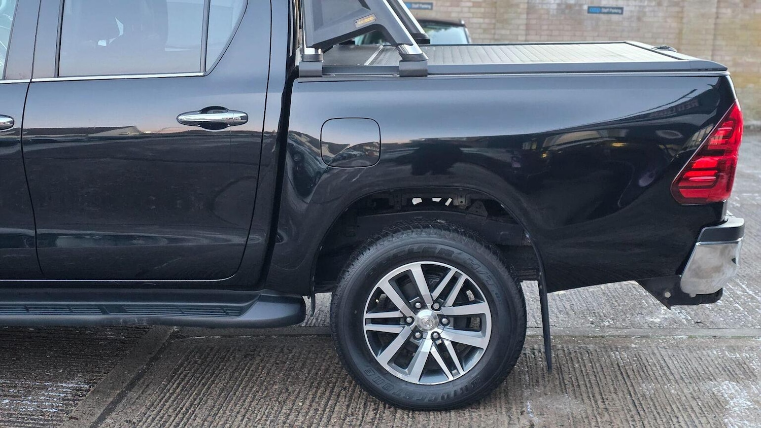 Used Toyota Hilux 2018 for sale - 77113107: Photo 40