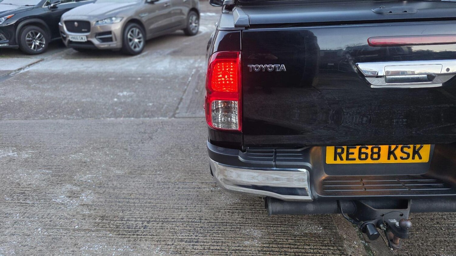 Used Toyota Hilux 2018 for sale - 77113107: Photo 45