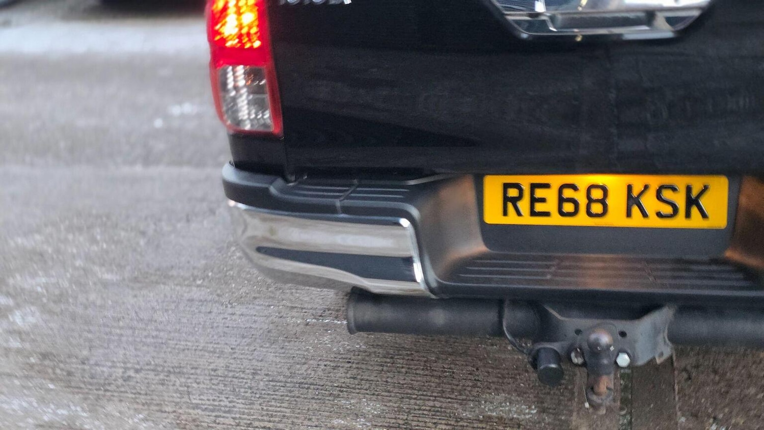 Used Toyota Hilux 2018 for sale - 77113107: Photo 46